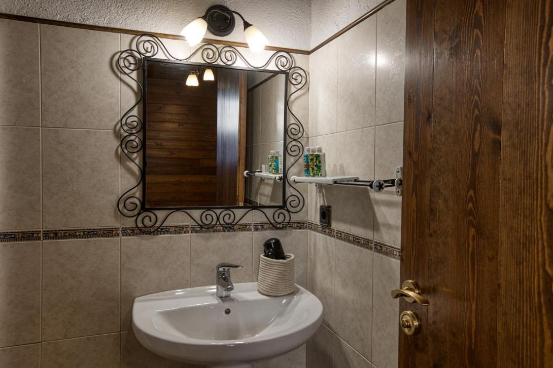 Nastura Casa Rural L'Art Guest House Rupit Exterior photo